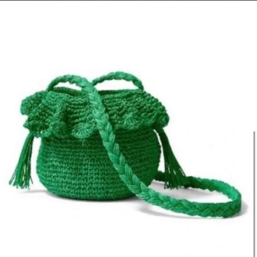 NWT! Rhode x Target collab Woven Raffia Kelly Green Bucket Bag